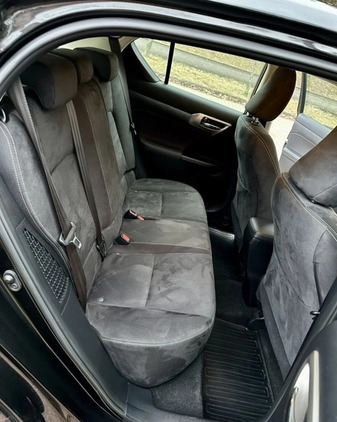 Lexus CT cena 96500 przebieg: 42200, rok produkcji 2019 z Augustów małe 497
